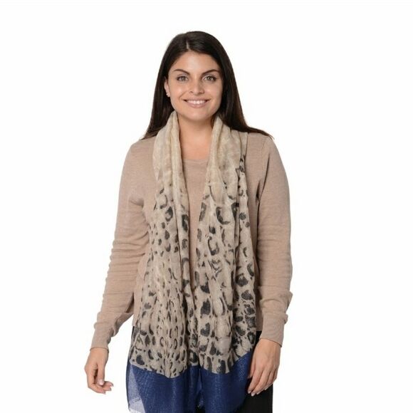 Scarf   - Picture 1 of 8